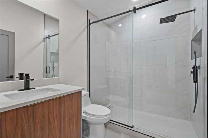 Image No.21-4 Bed Property for sale