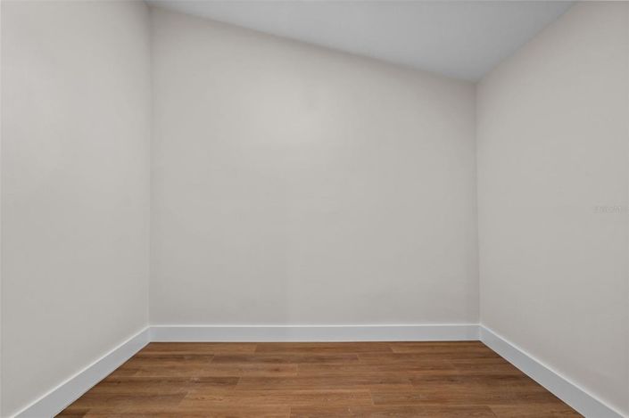 Image No.24-4 Bed Property for sale