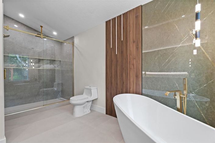 Image No.25-4 Bed Property for sale