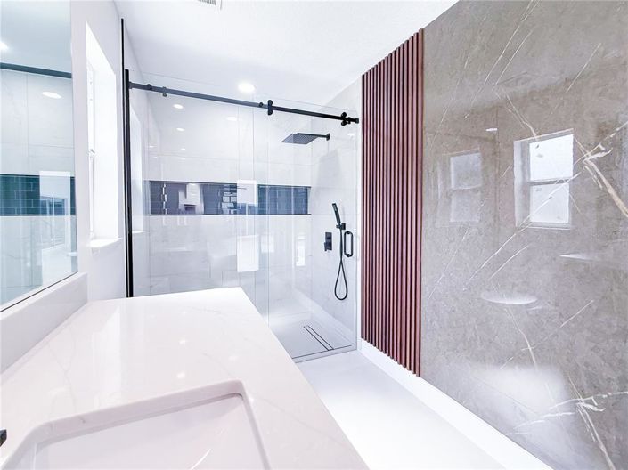 Image No.35-4 Bed Property for sale