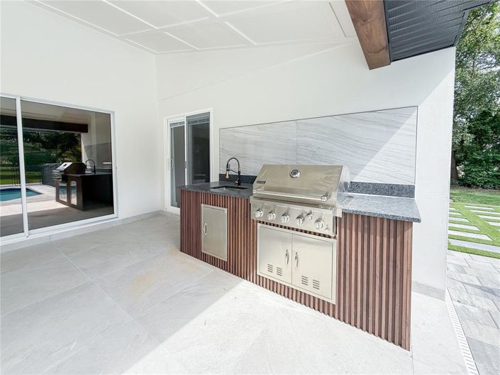 Image No.39-4 Bed Property for sale