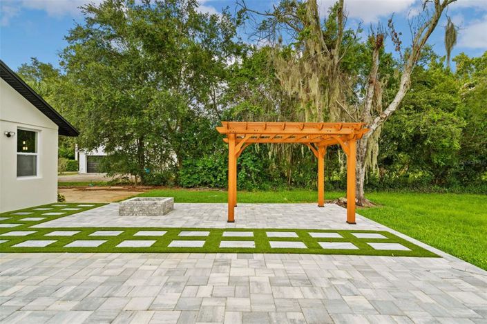 Image No.41-4 Bed Property for sale