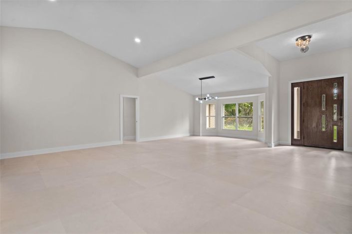 Image No.9-4 Bed Property for sale