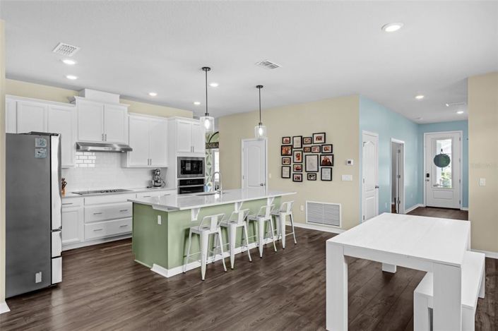 Image No.5-4 Bed Property for sale