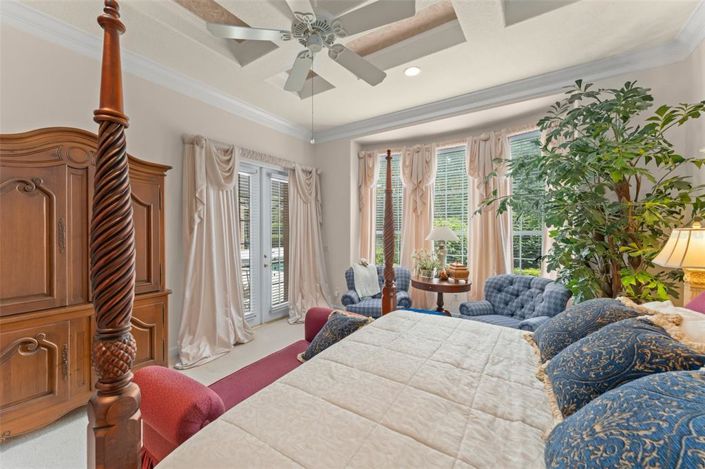 Image No.21-8 Bed Property for sale