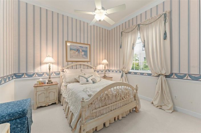 Image No.26-8 Bed Property for sale