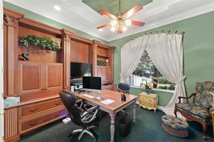 Image No.29-8 Bed Property for sale