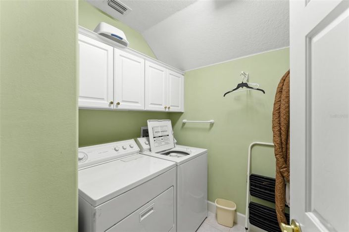 Image No.43-8 Bed Property for sale