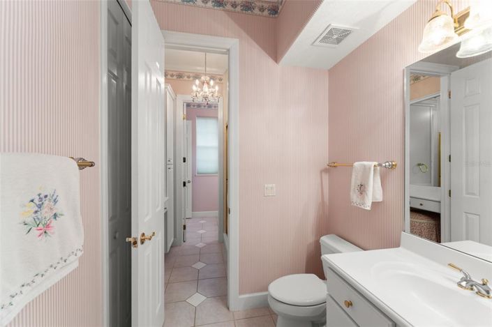 Image No.49-8 Bed Property for sale