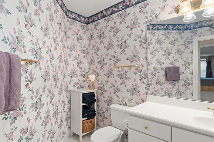 Image No.74-8 Bed Property for sale