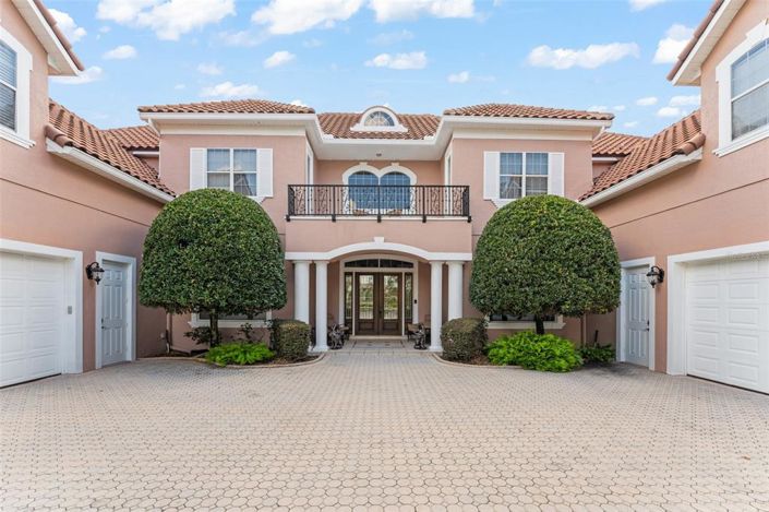 Image No.79-8 Bed Property for sale