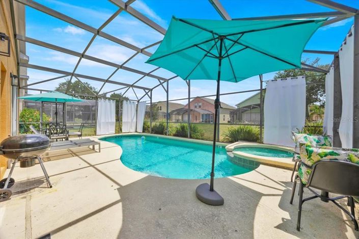 Image No.28-5 Bed Property for sale