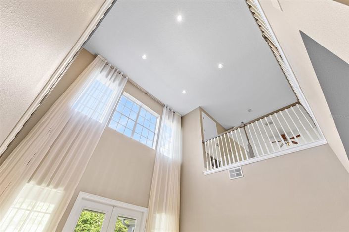 Image No.11-5 Bed Property for sale