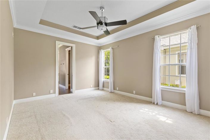 Image No.19-5 Bed Property for sale