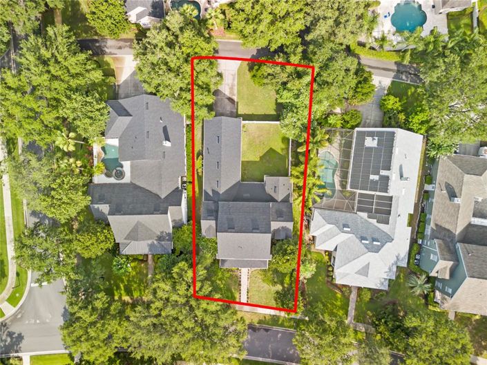 Image No.53-5 Bed Property for sale