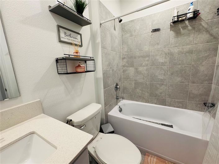 Image No.23-3 Bed Property for sale