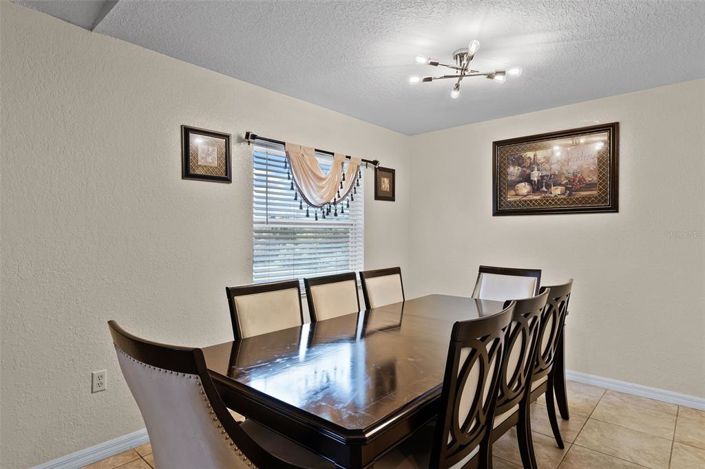 Image No.6-4 Bed Property for sale