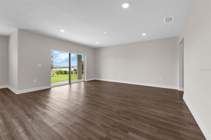 Image No.39-5 Bed Property for sale