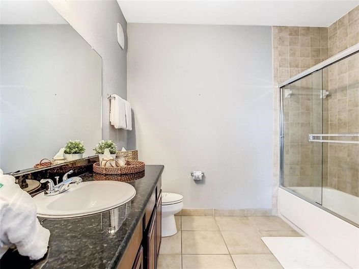 Image No.21-2 Bed Property for sale