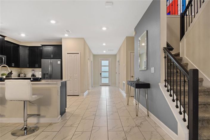 Image No.2-9 Bed Property for sale