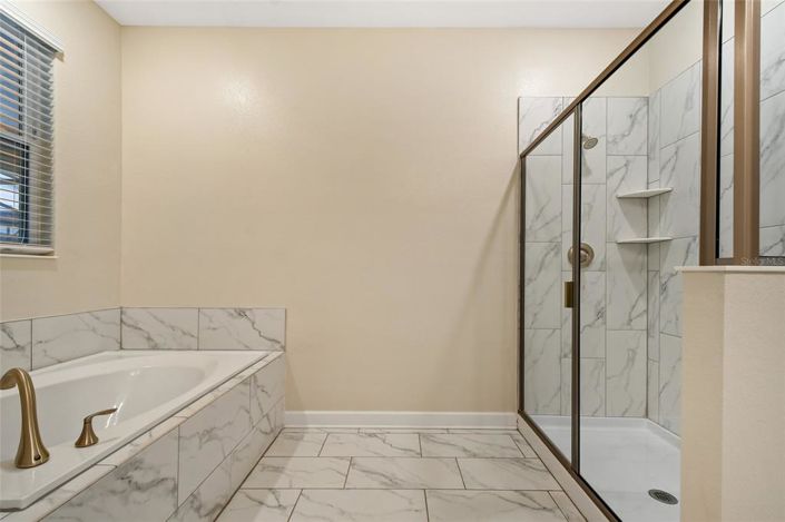 Image No.26-9 Bed Property for sale