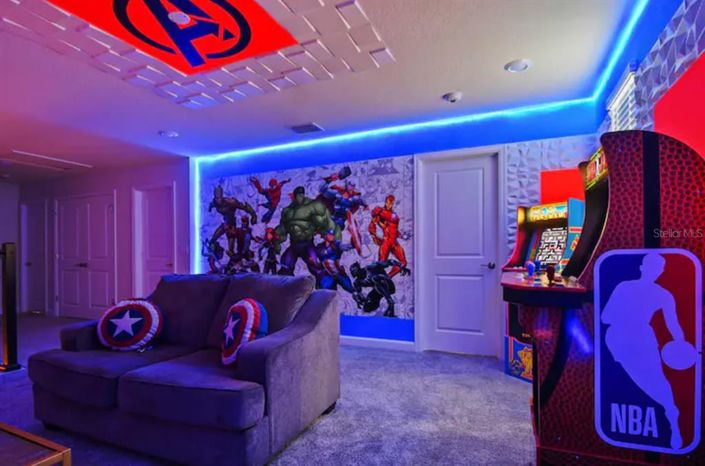 Image No.27-9 Bed Property for sale