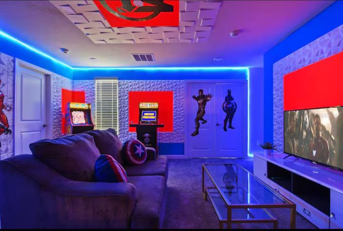 Image No.28-9 Bed Property for sale