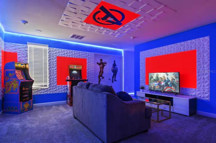 Image No.30-9 Bed Property for sale