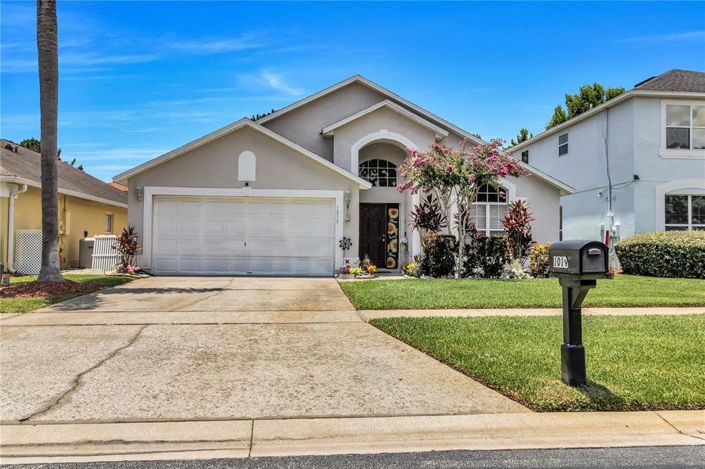 Image No.2-5 Bed Property for sale