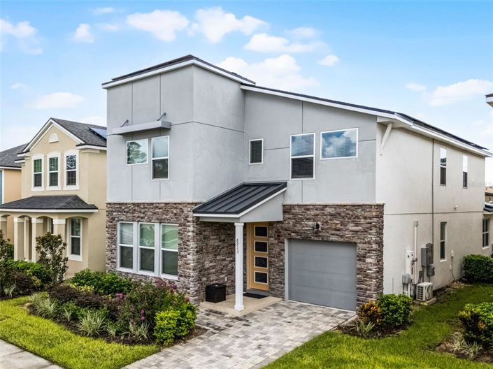 Image No.2-6 Bed Property for sale