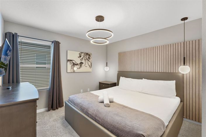 Image No.23-6 Bed Property for sale