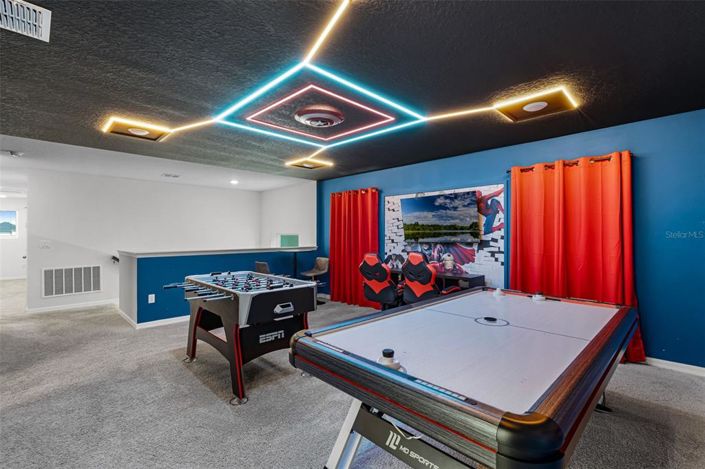 Image No.25-6 Bed Property for sale