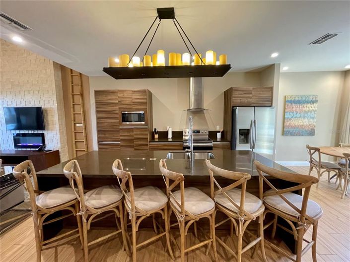 Image No.5-4 Bed Townhouse for sale