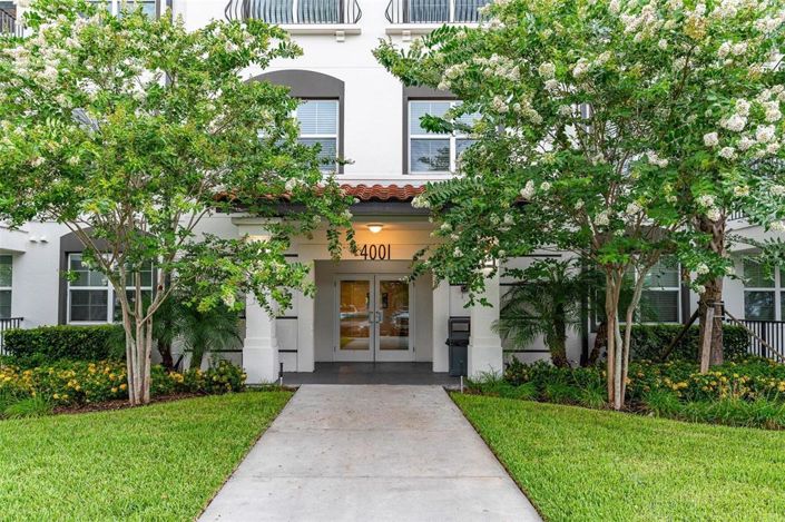 Image No.2-3 Bed Property for sale