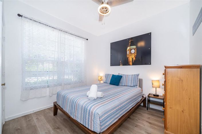 Image No.10-3 Bed Townhouse for sale