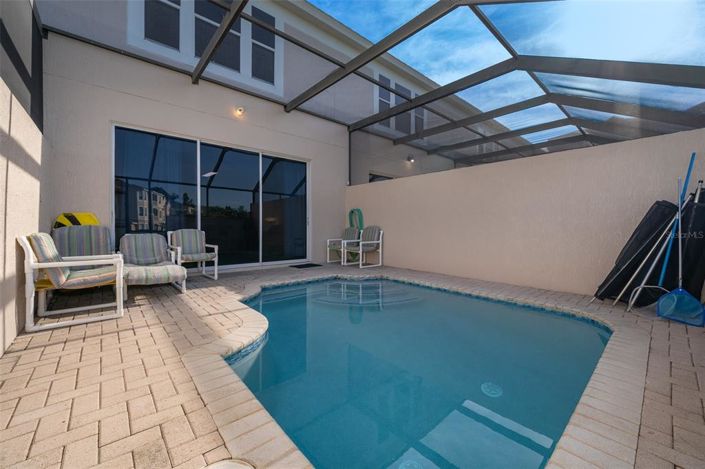 Image No.22-3 Bed Townhouse for sale