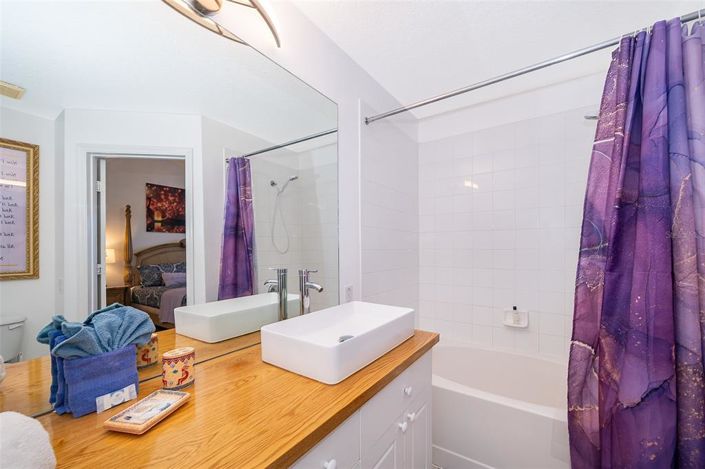 Image No.27-3 Bed Townhouse for sale