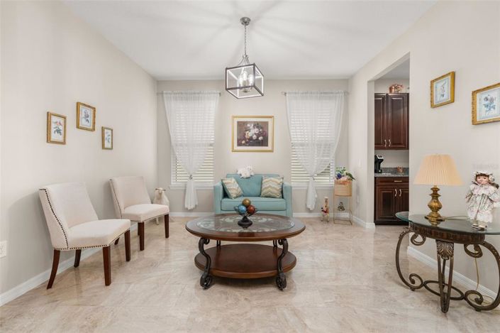 Image No.17-4 Bed Property for sale