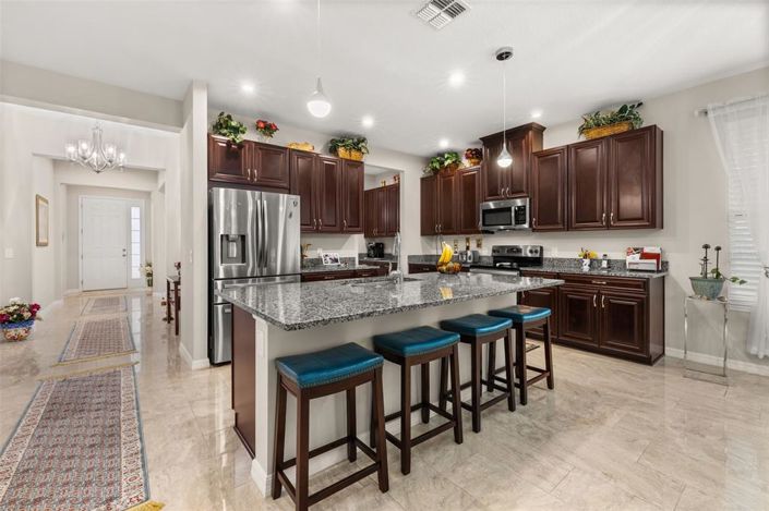 Image No.20-4 Bed Property for sale