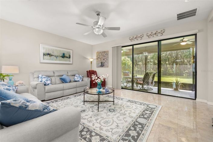 Image No.30-4 Bed Property for sale