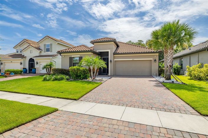 Image No.4-4 Bed Property for sale