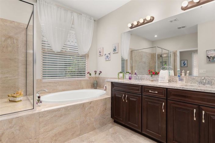 Image No.43-4 Bed Property for sale