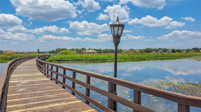 Image No.98-4 Bed Property for sale