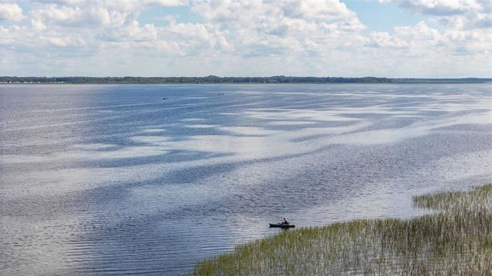 Image No.99-4 Bed Property for sale