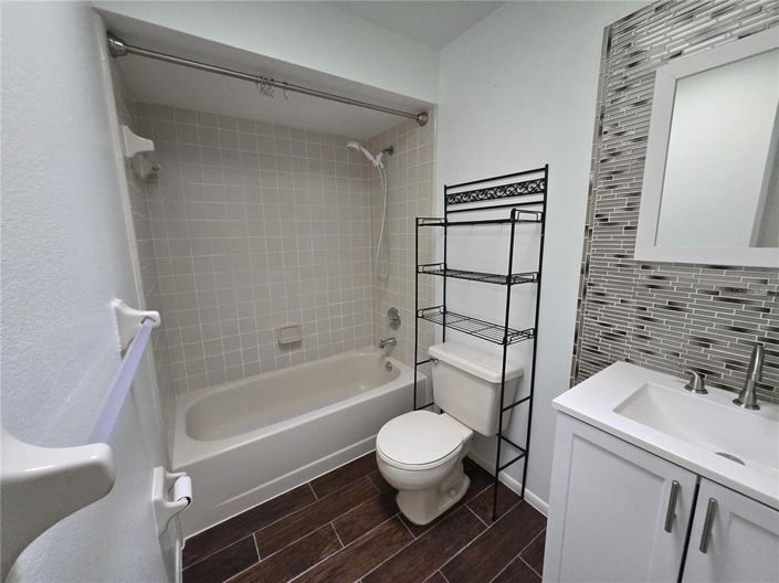 Image No.10-Propriété de 4 chambres à vendre à Kissimmee