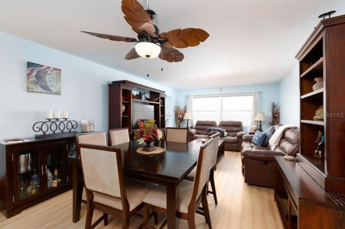 Image No.4-Propriété de 3 chambres à vendre à Treasure Island