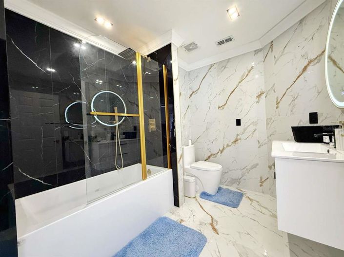 Image No.20-Propriété de 4 chambres à vendre à Davenport