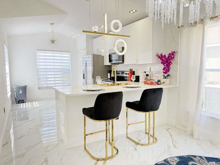 Image No.4-Propriété de 4 chambres à vendre à Davenport