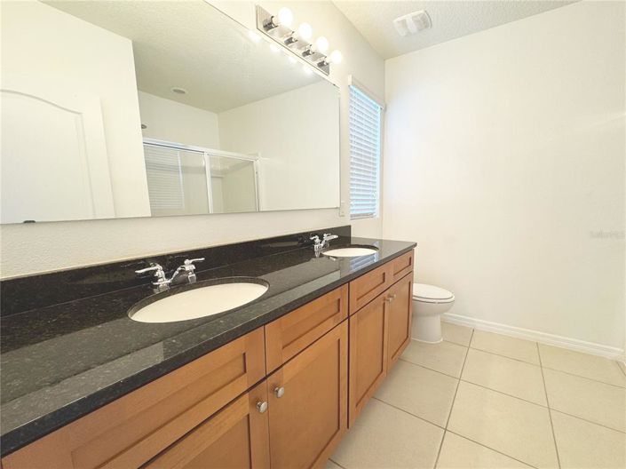 Image No.17-Propriété de 4 chambres à vendre à Davenport