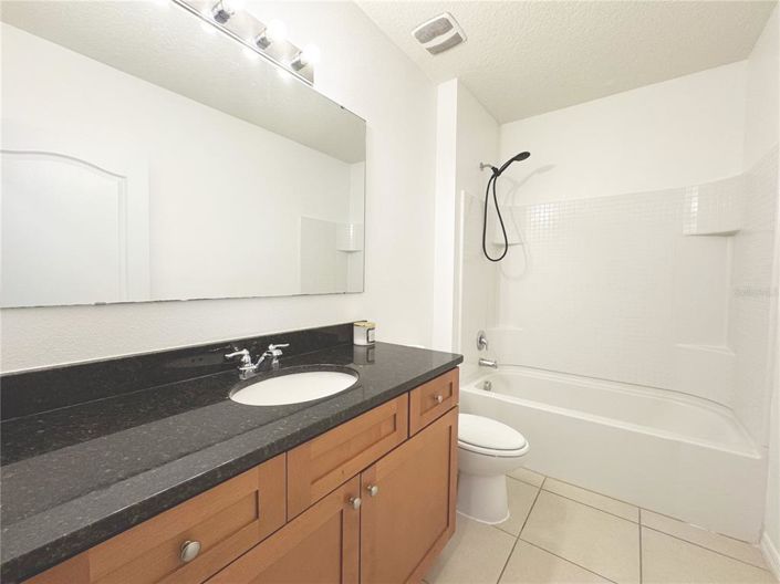 Image No.4-Propriété de 4 chambres à vendre à Davenport